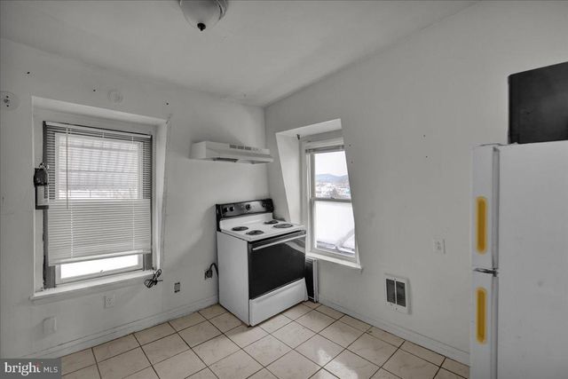 163 W GREENWICH ST, Reading, PA 19601