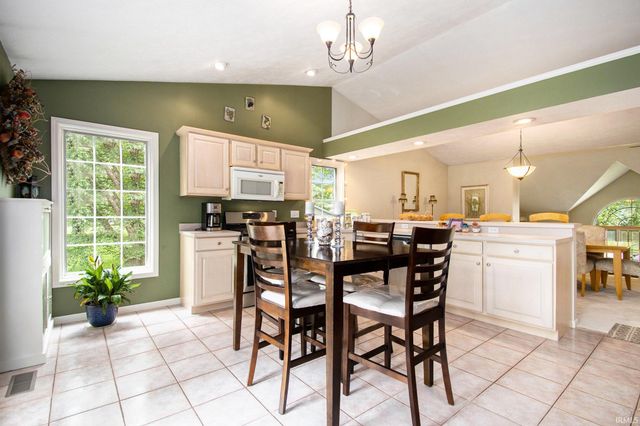 51630 Waterford Lane, Granger, IN 46530