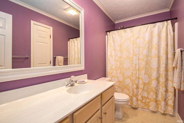 51630 Waterford Lane, Granger, IN 46530