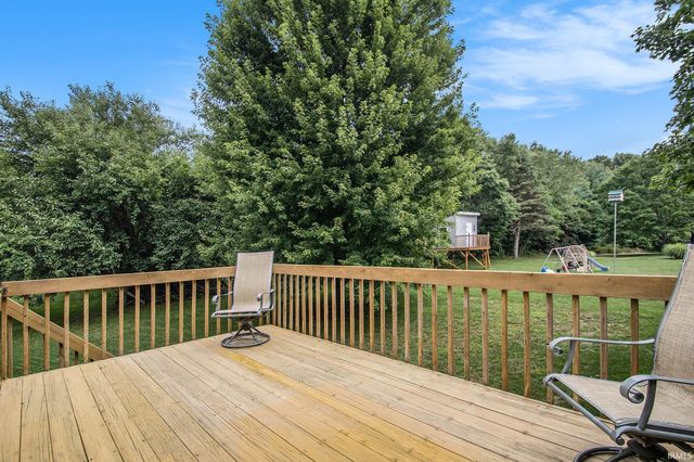 51630 Waterford Lane, Granger, IN 46530