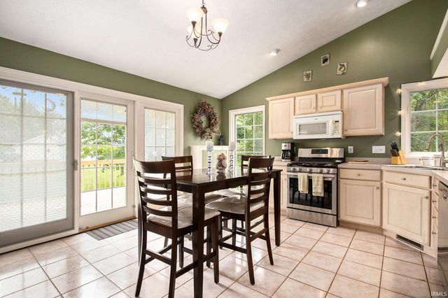 51630 Waterford Lane, Granger, IN 46530