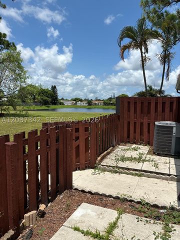 5023 E Society Pl E I, West Palm Beach, FL 33415