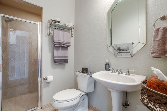 6931 La Cantera Drive, Fort Worth, TX 76108