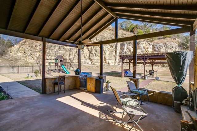 6931 La Cantera Drive, Fort Worth, TX 76108