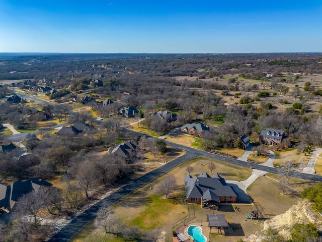 6931 La Cantera Drive, Fort Worth, TX 76108