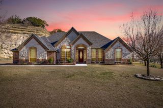 6931 La Cantera Drive, Fort Worth, TX 76108