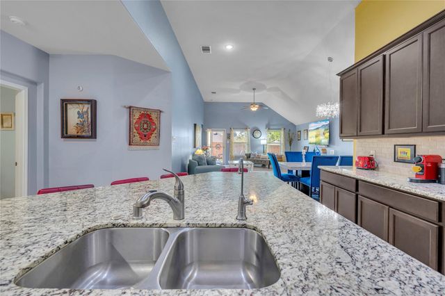 12302 Little Blue Heron Lane, Conroe, TX 77304