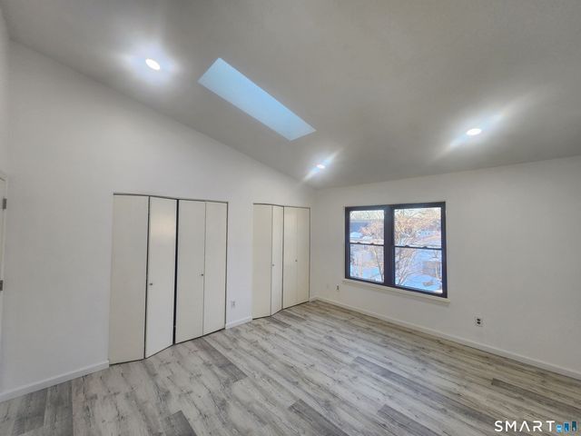 15 Crest Street C15, West Haven, CT 06516