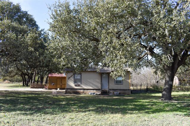 5605 Front Street, Rochelle, TX 76872