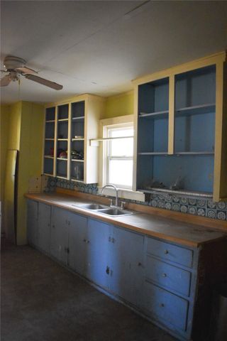 5605 Front Street, Rochelle, TX 76872