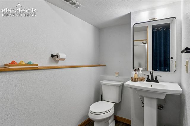 3825 Wesley Court, Colorado Springs, CO 80917