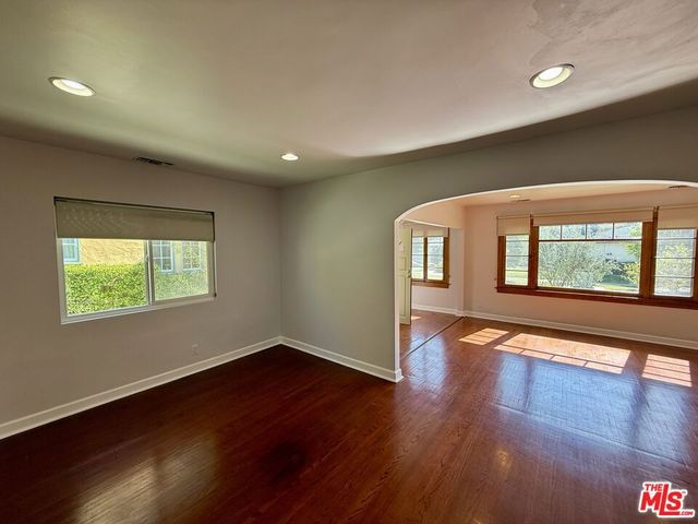5015 Edgewood Place, Los Angeles, CA 90019