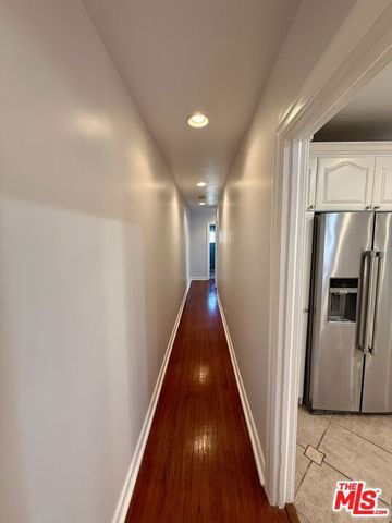 5015 Edgewood Place, Los Angeles, CA 90019