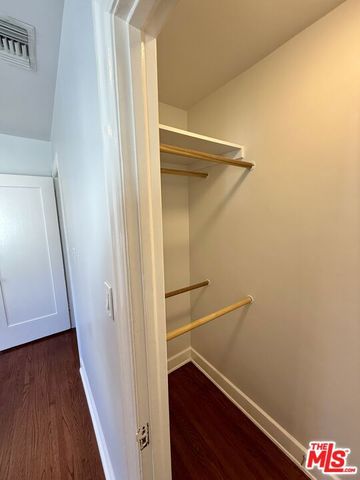5015 Edgewood Place, Los Angeles, CA 90019