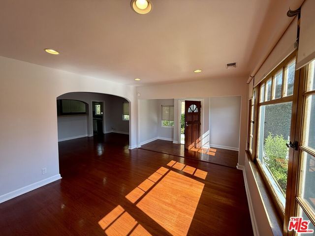 5015 Edgewood Place, Los Angeles, CA 90019