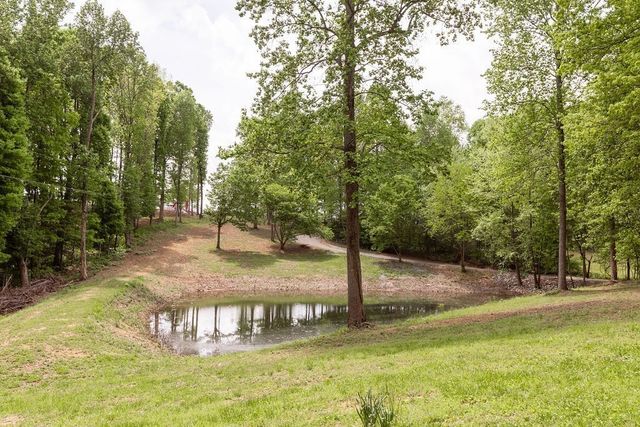652 Northup Rd, Portland, TN 37148