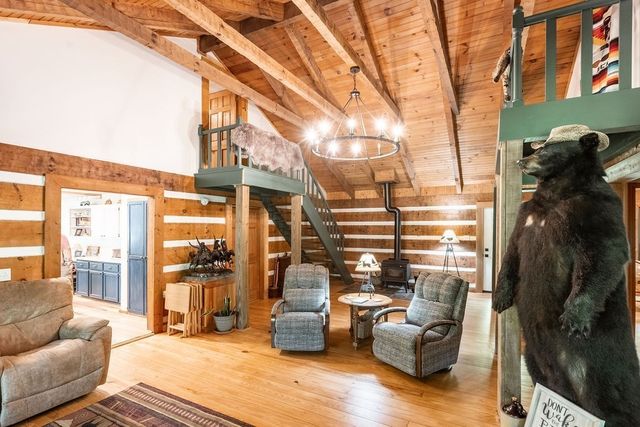 652 Northup Rd, Portland, TN 37148