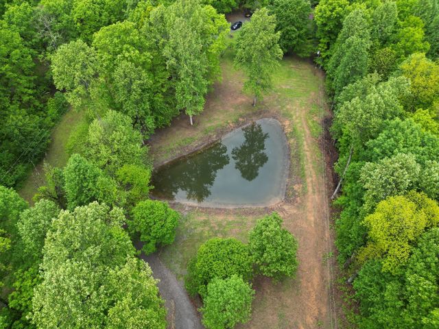 652 Northup Rd, Portland, TN 37148