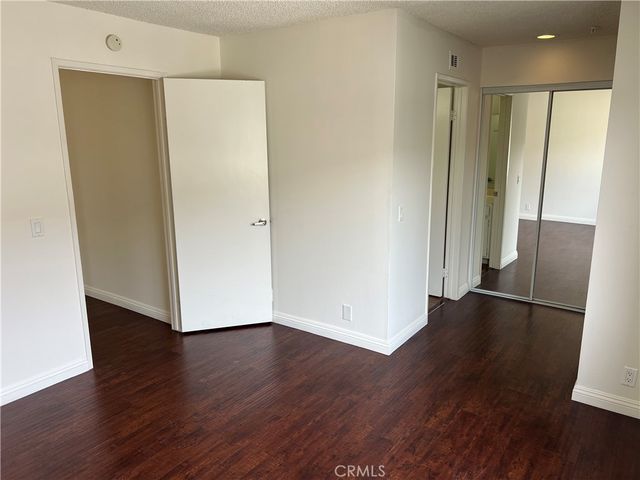 711 W Duarte D, Monrovia, CA 91016