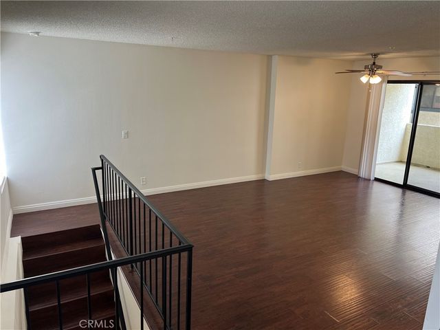 711 W Duarte D, Monrovia, CA 91016