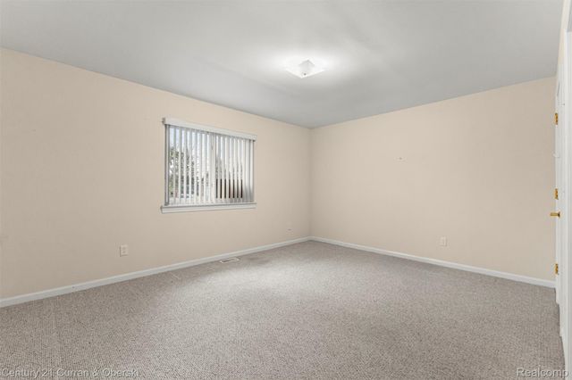 14823 Paris Court, Allen Park, MI 48101