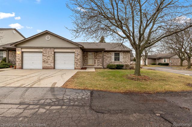 14823 Paris Court, Allen Park, MI 48101