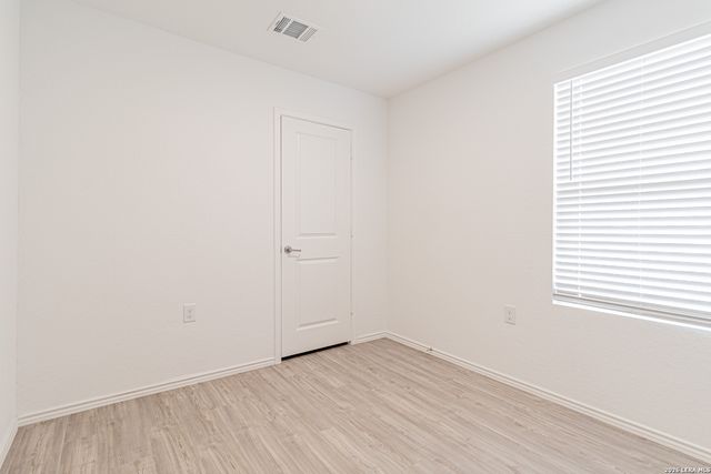 9447 Tarbutton Trl, San Antonio, TX 78211