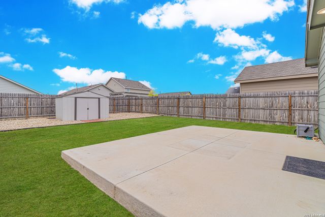 9447 Tarbutton Trl, San Antonio, TX 78211