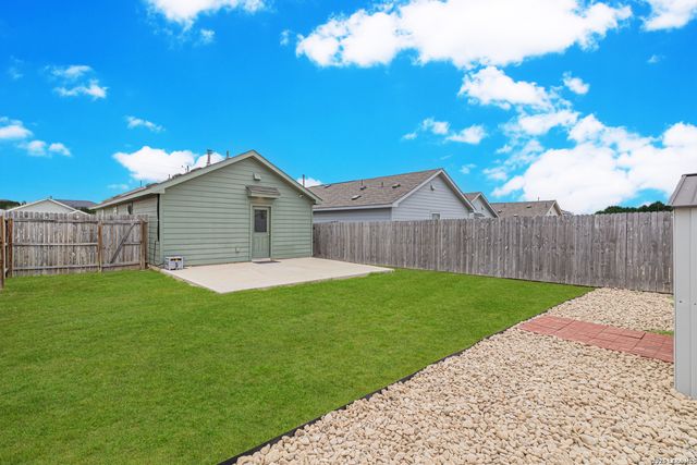9447 Tarbutton Trl, San Antonio, TX 78211