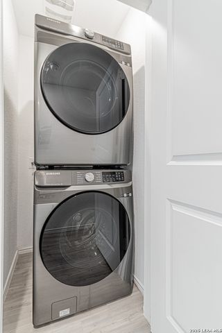 9447 Tarbutton Trl, San Antonio, TX 78211
