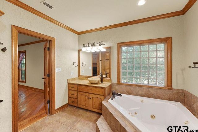 14094 CR 192, Tyler, TX 75703