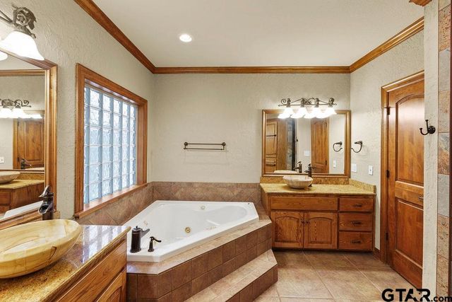 14094 CR 192, Tyler, TX 75703