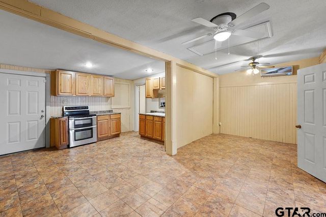 14094 CR 192, Tyler, TX 75703