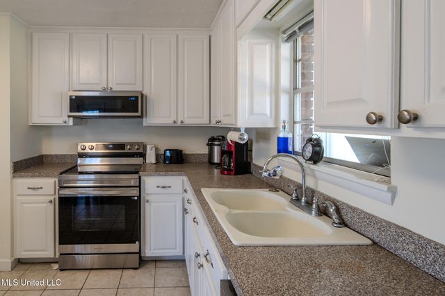 103 Reeves Street, Long Beach, MS 39560