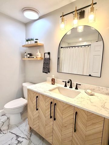 30 Chelsea St 310, Everett, MA 02149