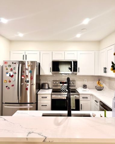 30 Chelsea St 310, Everett, MA 02149