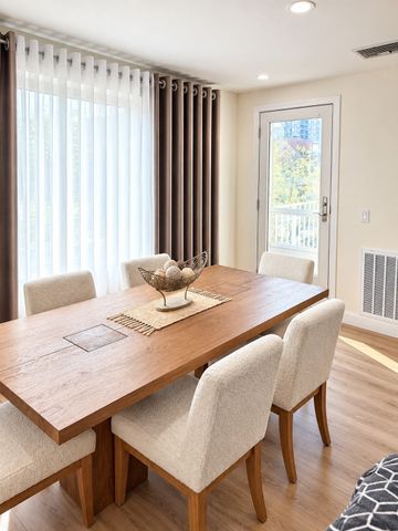 30 Chelsea St 310, Everett, MA 02149