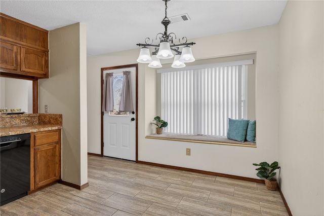 407 Timber View Lane, Van Buren, AR 72956