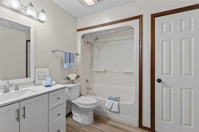 407 Timber View Lane, Van Buren, AR 72956