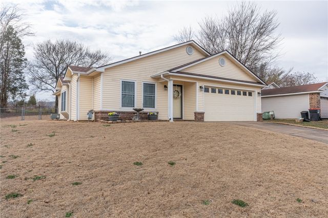 407 Timber View Lane, Van Buren, AR 72956