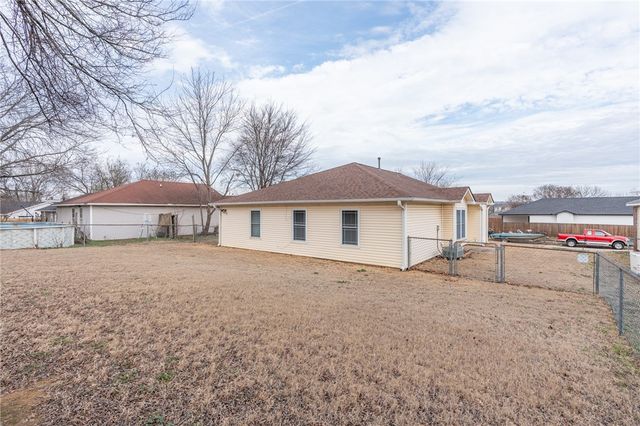 407 Timber View Lane, Van Buren, AR 72956