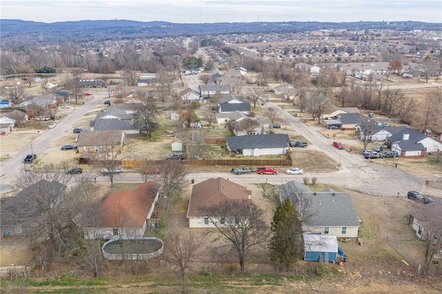 407 Timber View Lane, Van Buren, AR 72956