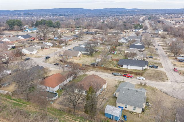 407 Timber View Lane, Van Buren, AR 72956