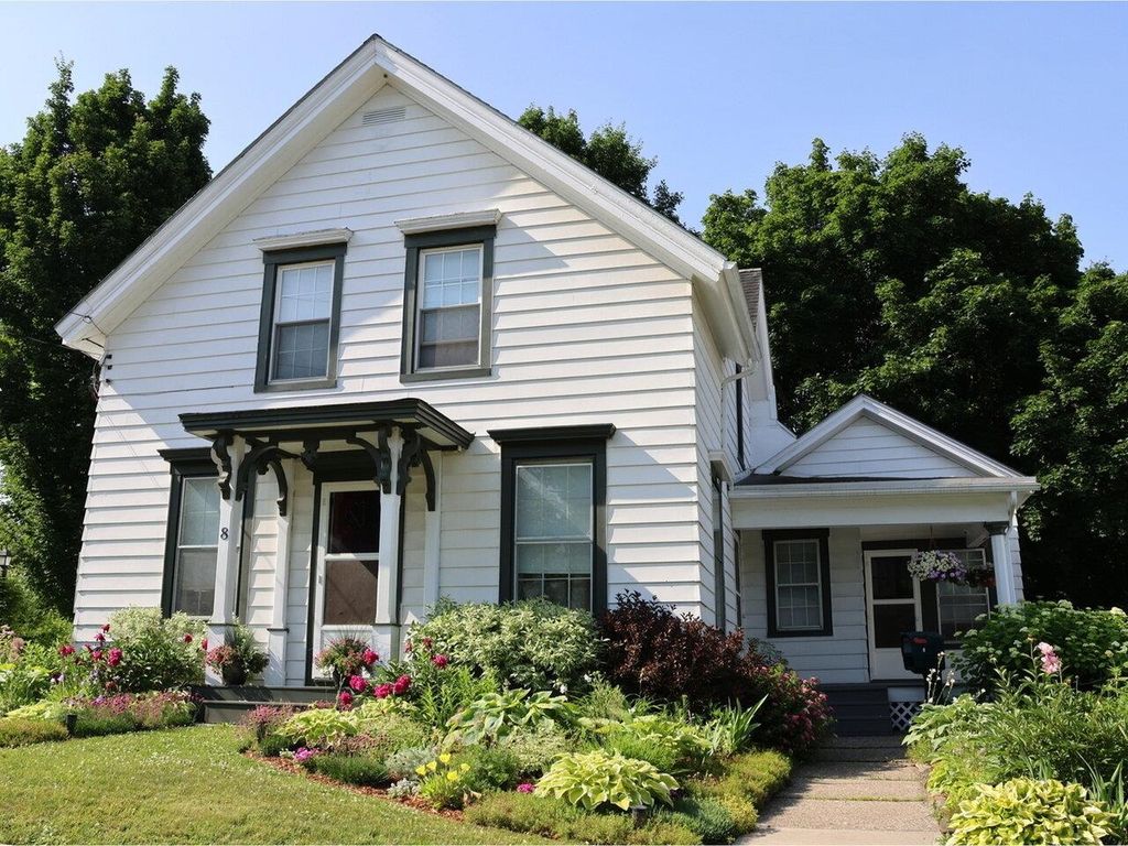 8 Diamond Street, St. Albans City, VT 05478
