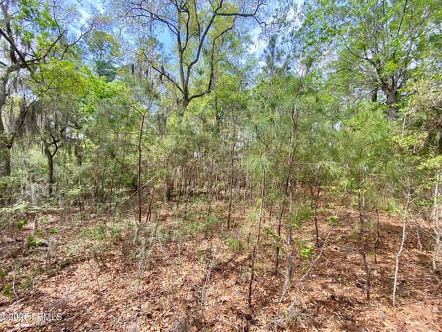 2237 B.E. Wheatley, Beaufort, SC 29902
