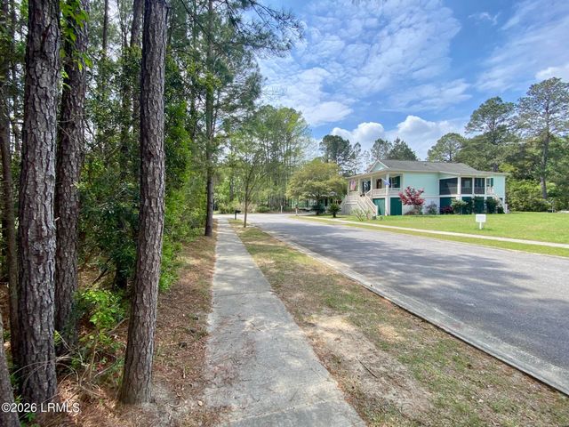 2237 B.E. Wheatley, Beaufort, SC 29902