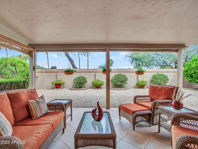 8534 W WESCOTT Drive, Peoria, AZ 85382