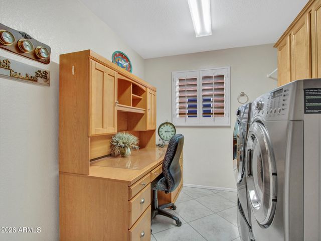 8534 W WESCOTT Drive, Peoria, AZ 85382