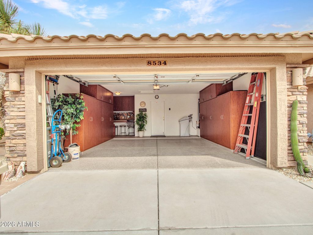 Image 40 of property listing at 8534 W WESCOTT Drive, Peoria, AZ 85382