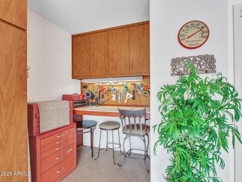 Image 42 of property listing at 8534 W WESCOTT Drive, Peoria, AZ 85382